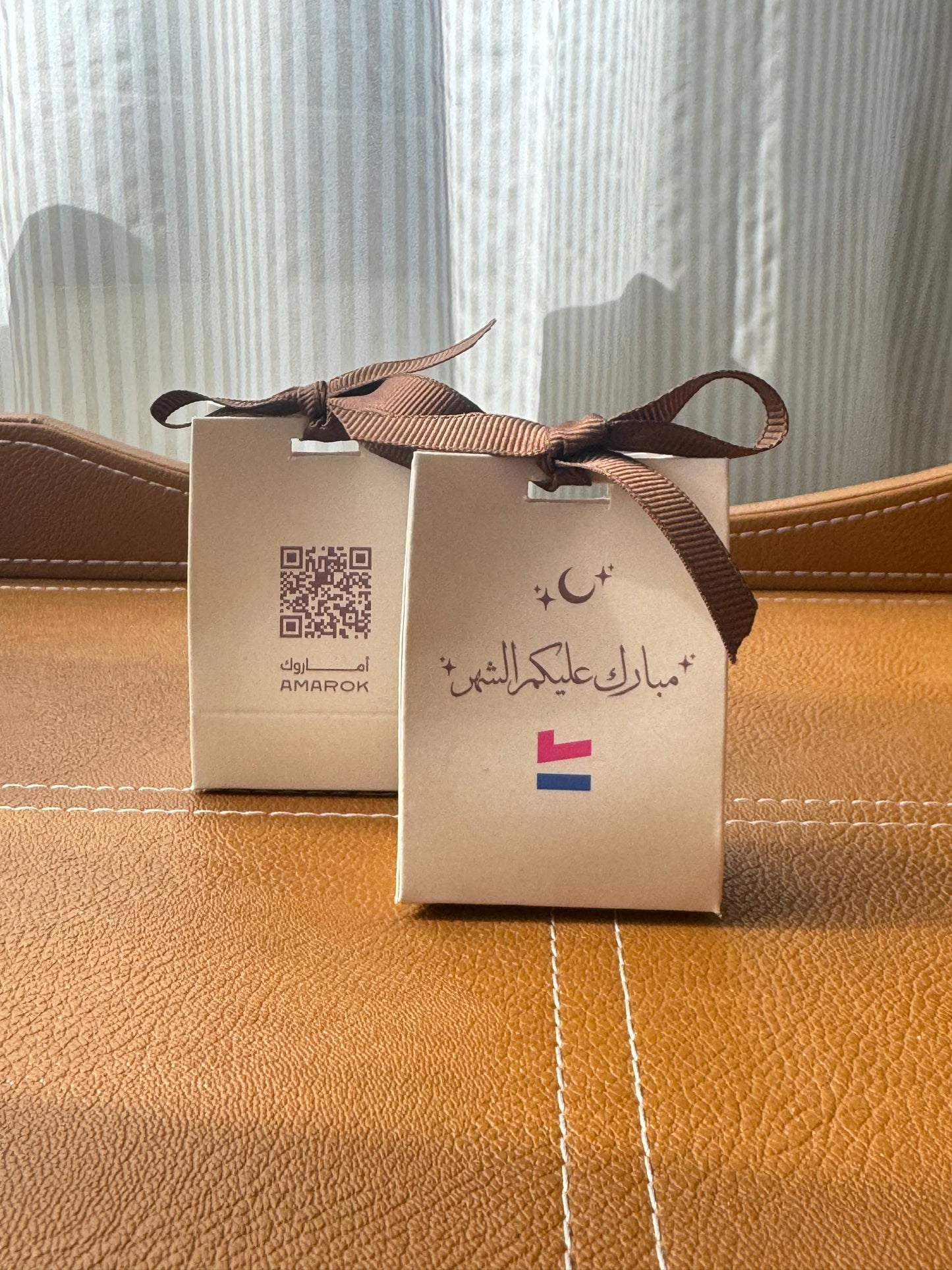 هدايا توزيعات (1.3ml) من أماروك – عطر مسك ومسك عود بتصميم صغير وفاخر